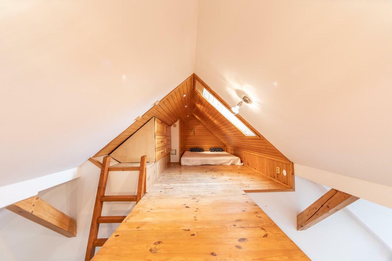 Romantic Attic Retreat Bratislava Exterior photo